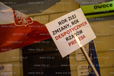 Gdynia. Pikieta Solidarnie dla Polski, zorganizowana...