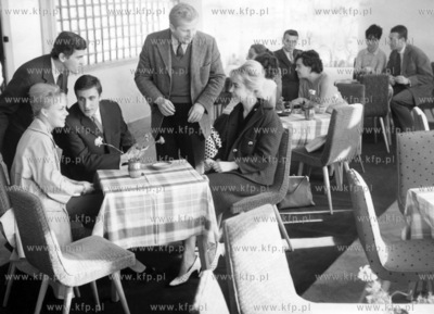 Klubo - kawiarnia w nowootawrtym Domu Spolecznym Studenta...