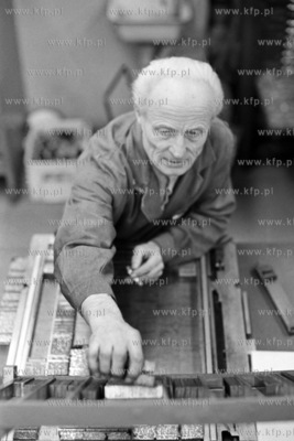 Zdzisław Gaworski , łamacz w drukarni RSW Prasa Ksiazka...