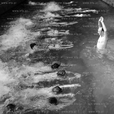 Zajęcia nauki pływania.
1965
0008488z
Fot. Zbigniew...