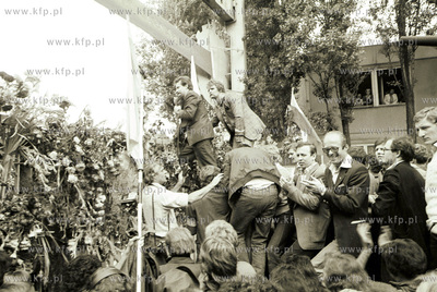 Strajk Sierpien'80 w Stoczni Gdanskiej im Lenina. Nz...