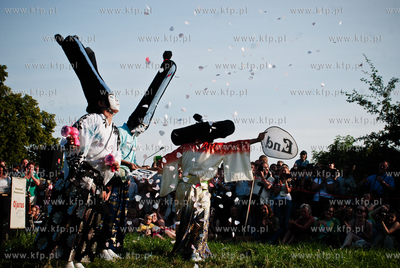 Trzynasta edycja Miedzynarodowego Festiwalu Teatrow...