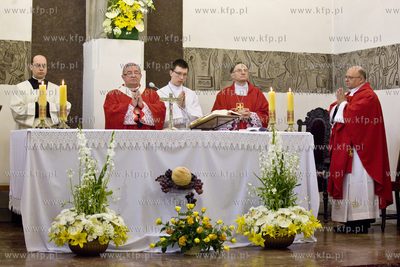 Uroczystosc odsloniecia dwoch tablic pamiatkowych na...