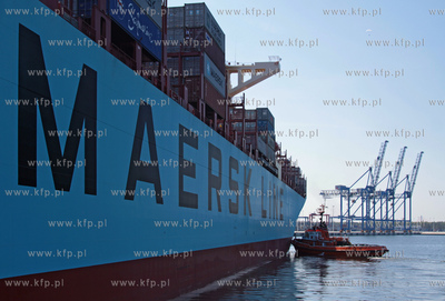 Do gdanskiego DCT zawinal jeden z najwiekszych kontenerowcow...