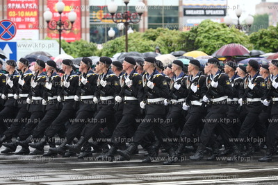 Kaliningrad , Rosja 09.05.2014 Parada na Placu Zwyciestwa...