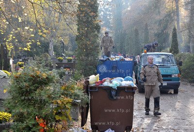 Sopot. Cmentarz Katolicki i Komunalny przy ulicy Malczewskiego...