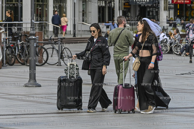 Sopot. Sloneczna i ciepla niedziela w Sopocie sprzyjala...