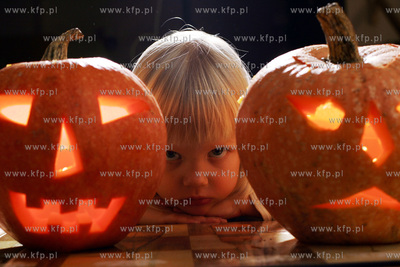 Halloween to swieto lubiane takze przez dzieci, najfajniejsze...