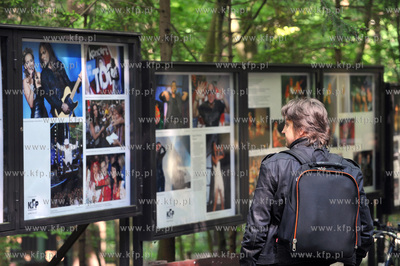 Z okazji 100 lecia Opery Lesnej w Sopocie na jej terenie...