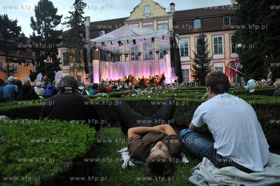 Gdansk. Park oliwski, V Miedzynarodowy Festiwal Mozartowski...