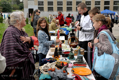 Festyn Poznajmy się na Siedlcach  na pozegnanie lata...