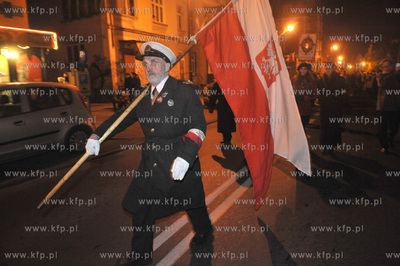Sopockie obchody Dnia Niepodleglosci. Po mszy w garnizonowym...