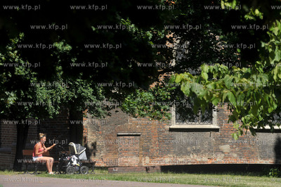 Gdansk. Park pomiedzy ul. Sw. Trojcy, Okopowa a Totunska....