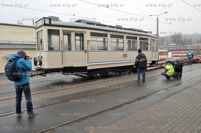 Gdansk - Zajezdnia Tramwajowa Wrzeszcz. Rozladunek...