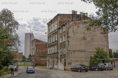 Gdańsk ul. Heweliusza i Rybaki Górne. W oddali hotel...