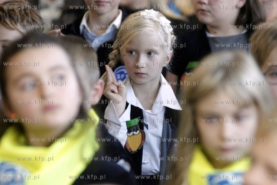 Szkola podstawowa nr 9 w Sopocie. Uroczystosc pasowania...
