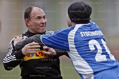 Gdansk. Boisko przy ul. Traugutta.  Sylwestrowy mecz...