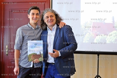 Restauracja Gryf w Zukowie. Promocja albumu Zukowo....