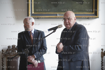 Ratusz Głównego Miasta. Uroczystość wręczenia...