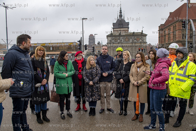 Gdańsk. Otwarcie nowego przejścia naziemnego na wysokości...