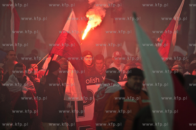 Warszawski "Marsz Niepodległosci" organizowany przez...