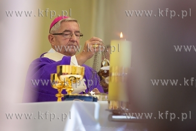 Gdynia,  Kościół  Garnizonowy pw. Matki Boskiej...