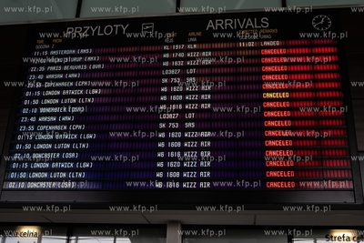 Gdańsk, Port Lotniczy im. Lecha Wałęsy. Z powodu...
