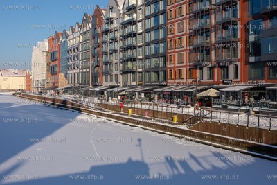 Gdańsk. Długie Pobrzeże oraz Wyspa Spichrzów. ...
