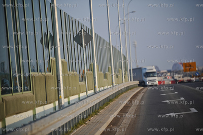 Gdansk. Budowa wezla drogowego Karczemki i trasy WZ....