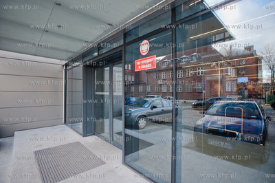 Gdansk. Budynek Sadu Okregowego przy ul. 3 Maja.
03.12.2012
fot....