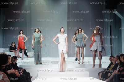 Centrum Stocznia Gdansk. Gala Amber Look Trends & Styles...