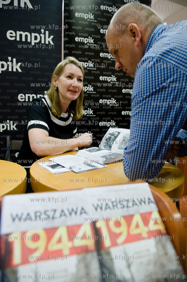 Gdansk. Salon Empik w C.H. Galeria Baltycka. Spotkanie...