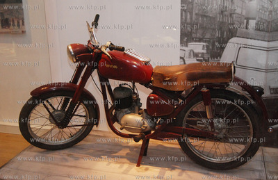 Ekspozycja stala w salach Muzeum Miasta Gdyni Nz. Stary...