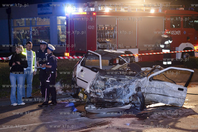 Tragiczny wypadek w Gdyni. Na skrzyzowaniu ulic Chylonskiej...