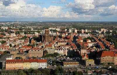 Panorama Gdanska z lotu ptaka.

08.09.2006

fot....