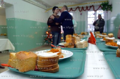 Slupsk. MOPR Wigilia dla bezdomnych i ubogich.
24.12.2009
Fot....