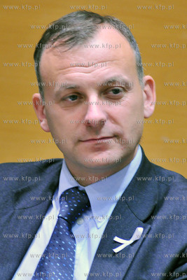 I sesja Rady Miasta Gdyni VI kadencji. Nz. Wiceprezydent...