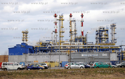 Gdansk. Elementy instalacji rafinerii Grupy Lotos S.A.
29.03.2011
fot....