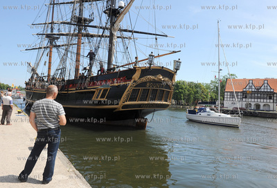 Gdansk. HMS Bounty, replika XVIII wiecznego zaglowca...