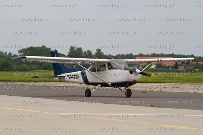 Gdynia, Oksywie. Przed godzina 17 na lotnisku 43 Bazy...