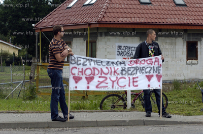 Mieszkancy podusteckiej miejscowosci Zimowiska przez...