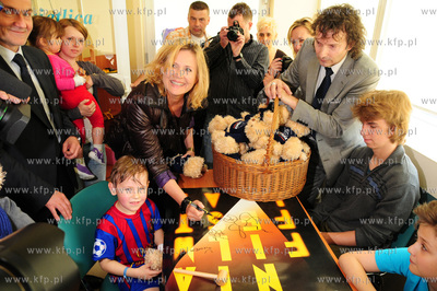 Oddzial Dziececy Szpitala Miejskiego w Gdyni. Odwiedziny...