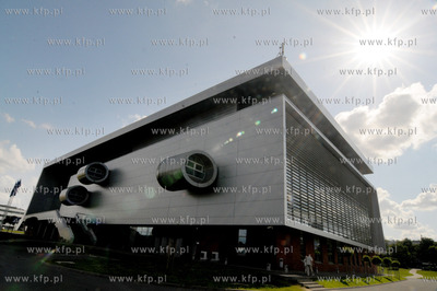 Uniwersytet Gdanski. Wydzial Nauk Spolecznych, Instytur...