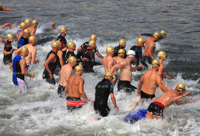 Triathlon Gdanski 2012. Calosc zawodow odbywala sie...