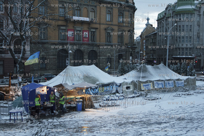 Lwow. Ukraina. Pokojowe demonstracje antyrzadowe na...