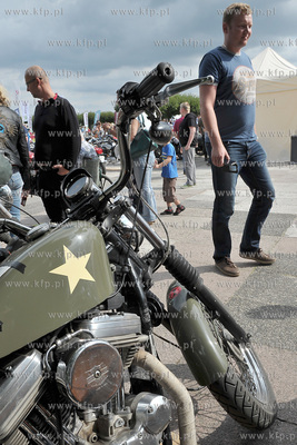 Sopot. Skwer Kuracyjny. Zlot zabytkowych motocykli....