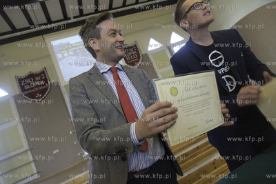 Slupsk. Greenpeace ufundowal budowe elektrowni slonecznej...