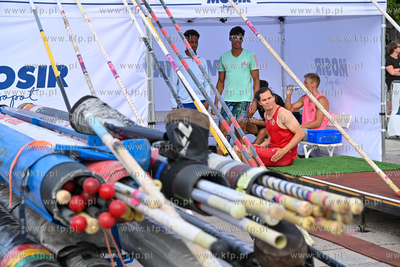 36. Tyczka na molo. 23.06.2023 fot. Wojciech Stróżyk...