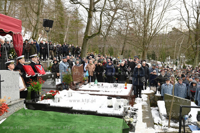 Cmentarz Witomiński w Gdyni. Uroczystości pogrzebowe...