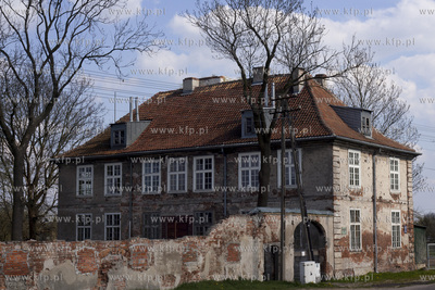 Dwór Olszynka – zabytkowy dwór w Gdańsku. 18.04.2014...